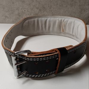Weightlifting belt